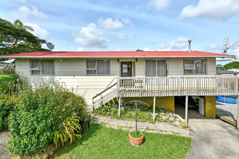 Photo of property in 13 Lismore Place, Papatoetoe, Auckland, 2025