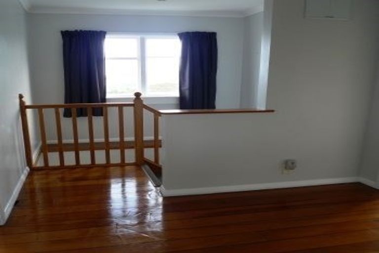 Photo of property in 109 Black Rock Road, Newlands, Wellington, 6037