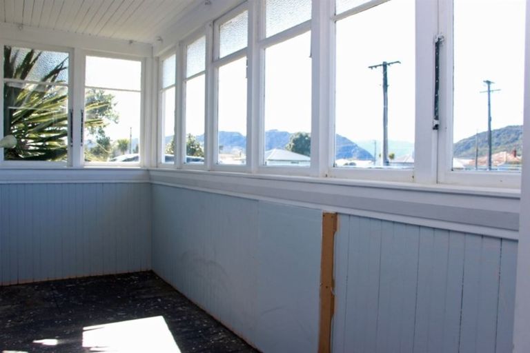 Photo of property in 132 Blake Street, Blaketown, Greymouth, 7805