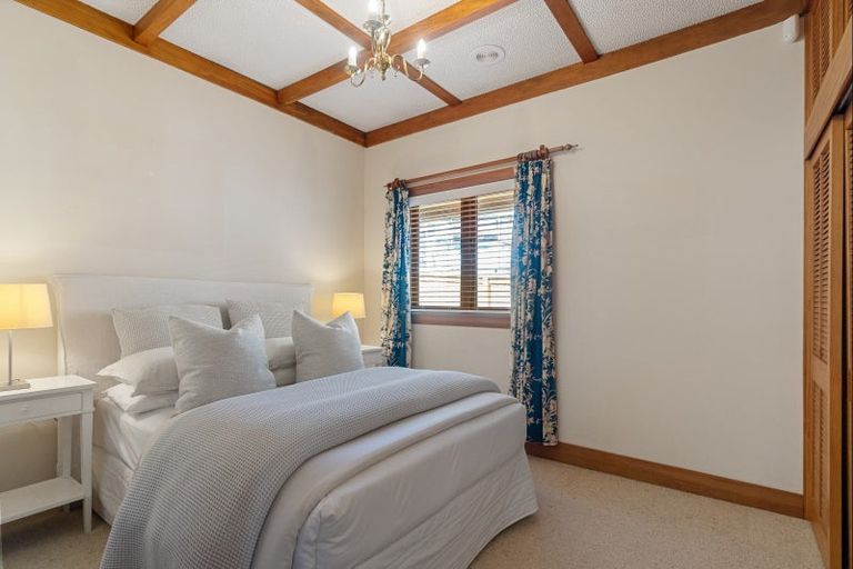 Photo of property in 1/42 Beresford Street, Bayswater, Auckland, 0622