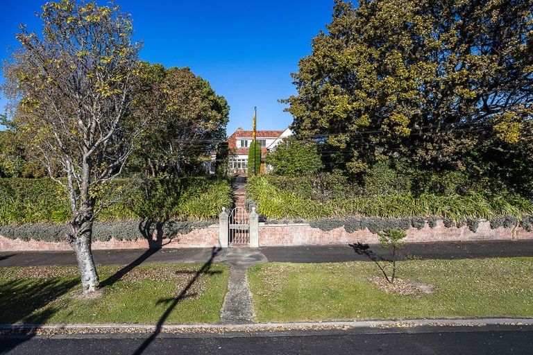 Photo of property in 27 Sandringham Street, Saint Clair, Dunedin, 9012