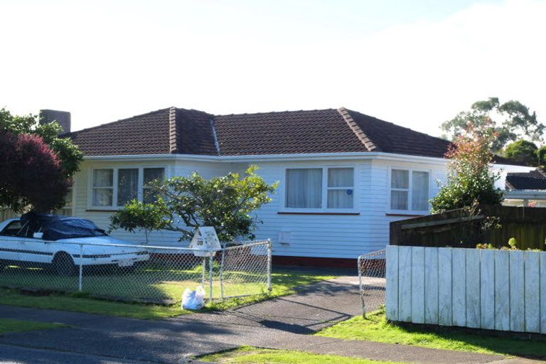 Photo of property in 43 Kairanga Street, Mangere East, Auckland, 2024
