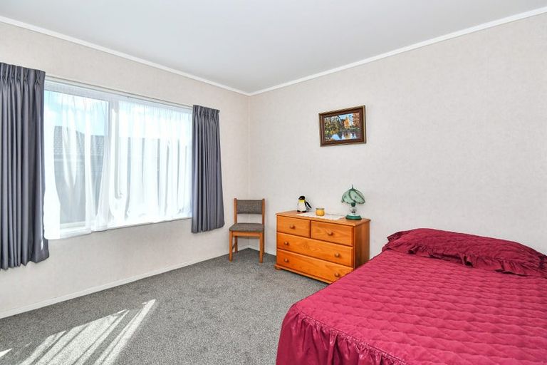 Photo of property in 33 Sheriff Place, Randwick Park, Auckland, 2105