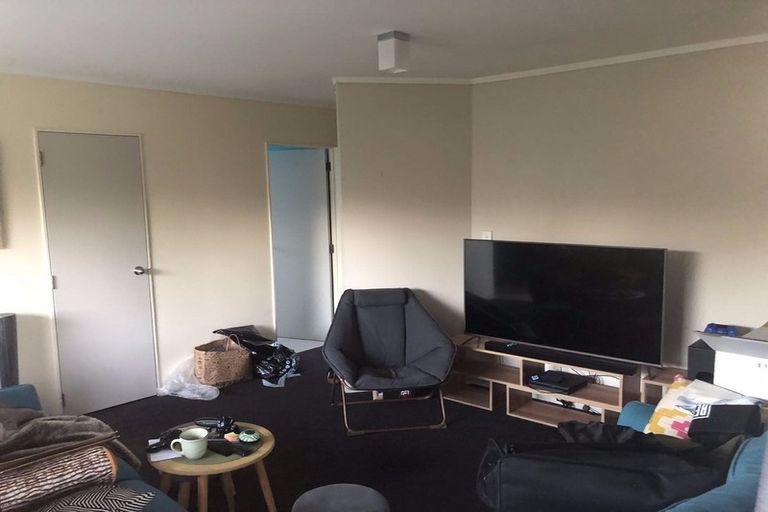 Photo of property in 13a Becroft Drive, Forrest Hill, Auckland, 0620