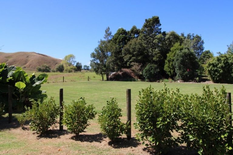 Photo of property in 1215 Whangapoua Sh25 Road, Te Rerenga, Coromandel, 3582