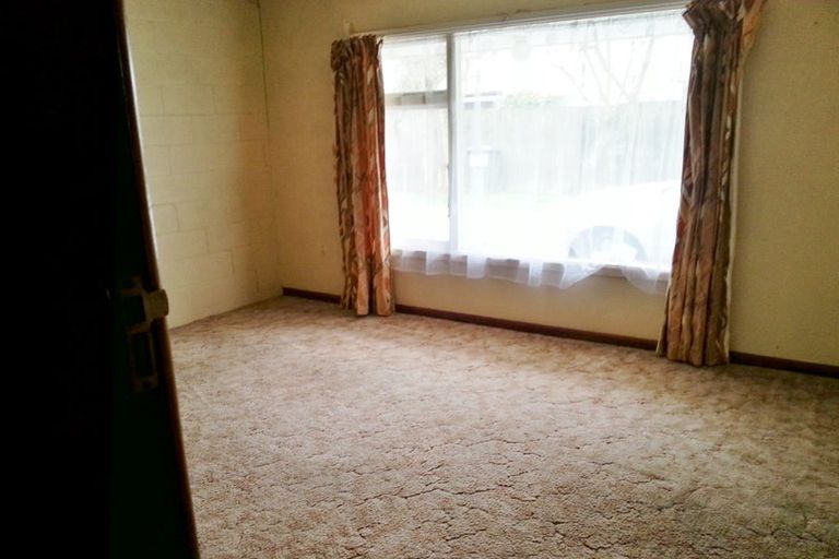 Photo of property in 2/33 Champion Street, Edgeware, Christchurch, 8013
