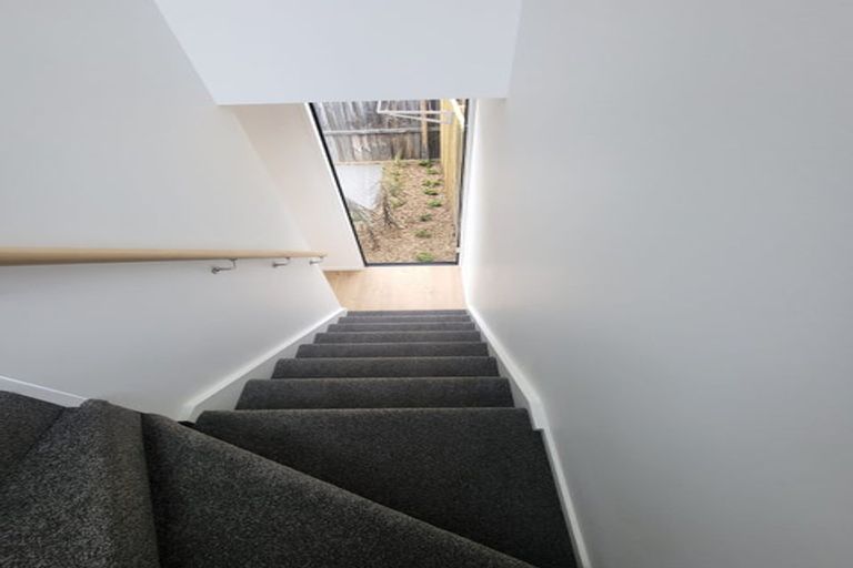 Photo of property in 2/37 Maxwell Street, Riccarton, Christchurch, 8041