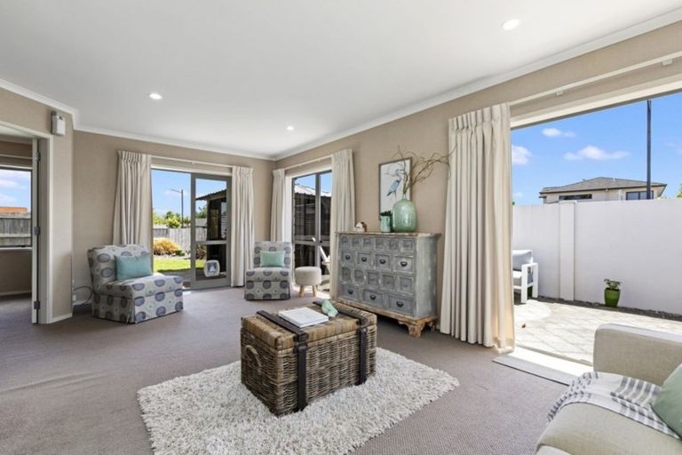 Photo of property in 18 Garvan Glen, Pyes Pa, Tauranga, 3112