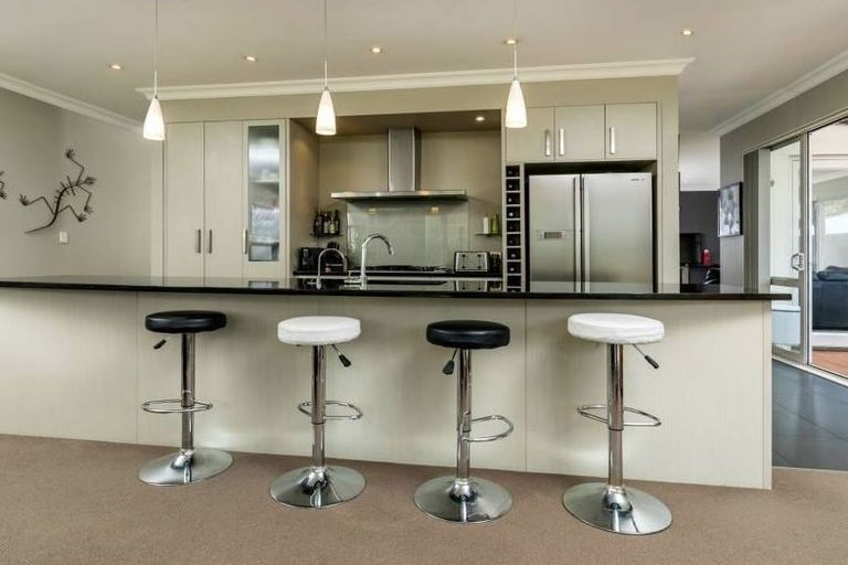 Photo of property in 7 Miromiro Street, Greenhithe, Auckland, 0632