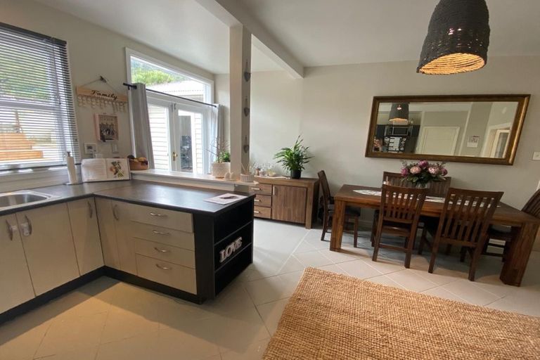 Photo of property in 89 Standen Street, Karori, Wellington, 6012