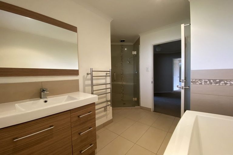 Photo of property in 67 Riverhead Road, Kumeu, 0810