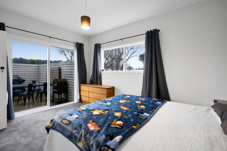Photo of property in 1/6 Cornwall Street, Brooklands, New Plymouth, 4310