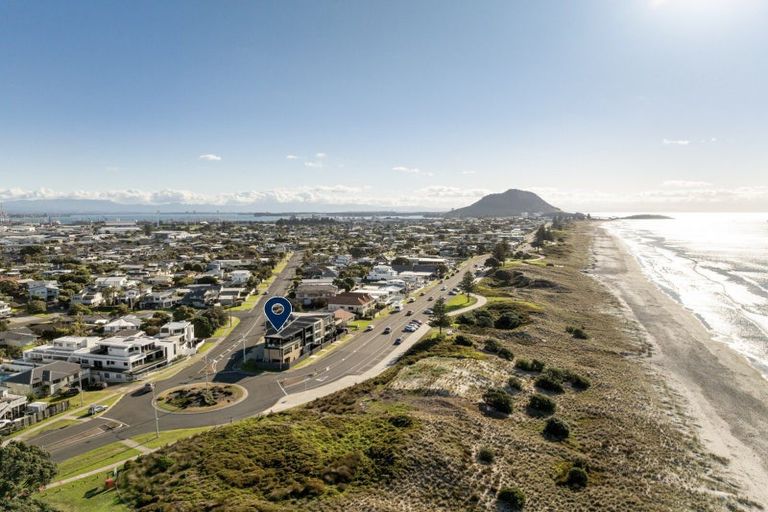Photo of property in 212 Marine Parade, Mount Maunganui, 3116