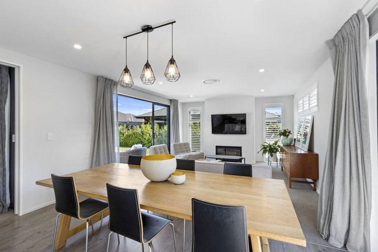 Photo of property in 15 Luxembourg Crescent, Halswell, Christchurch, 8025