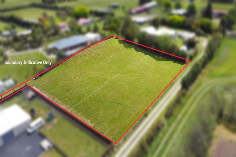 Photo of property in 8a Martin Street, Fairfield, Hamilton, 3214