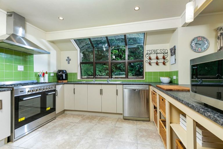Photo of property in 812 West Coast Road, Oratia, Auckland, 0604