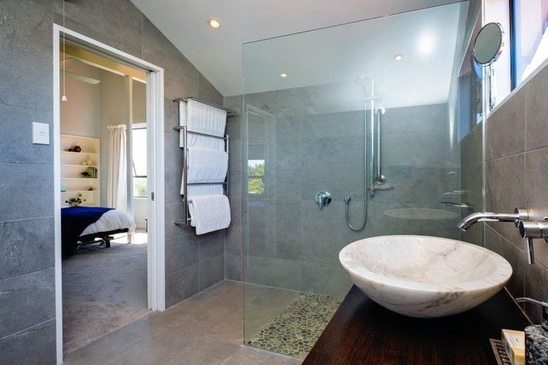 Photo of property in 136 Beach Road, Haumoana, 4102