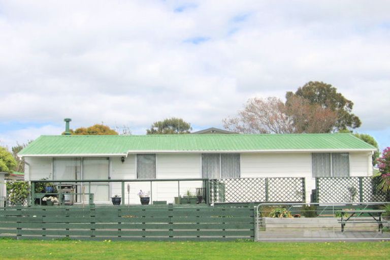 Photo of property in 200 Dickson Road, Papamoa Beach, Papamoa, 3118