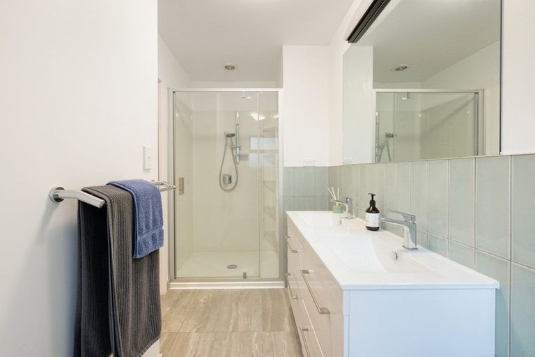 Photo of property in 71 Dickson Road, Papamoa Beach, Papamoa, 3118