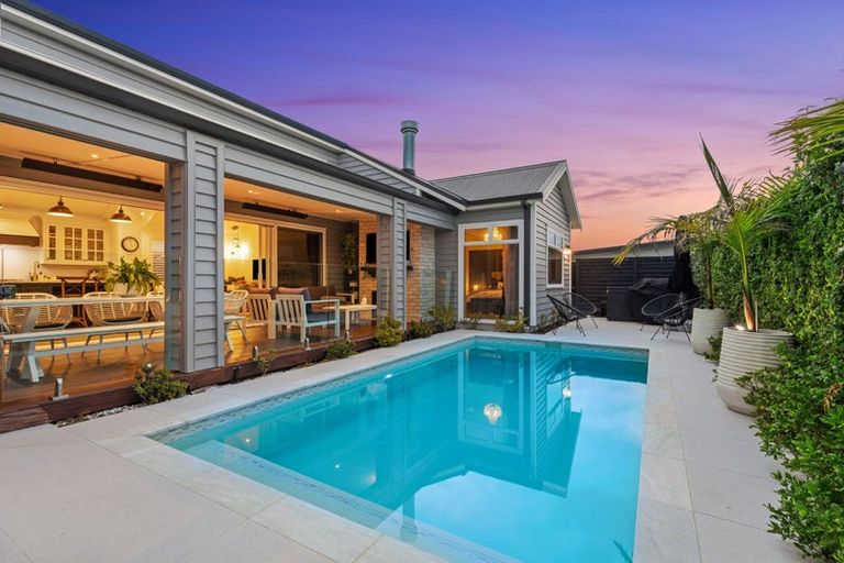 Photo of property in 6 Mollisia Lane, Papamoa Beach, Papamoa, 3118