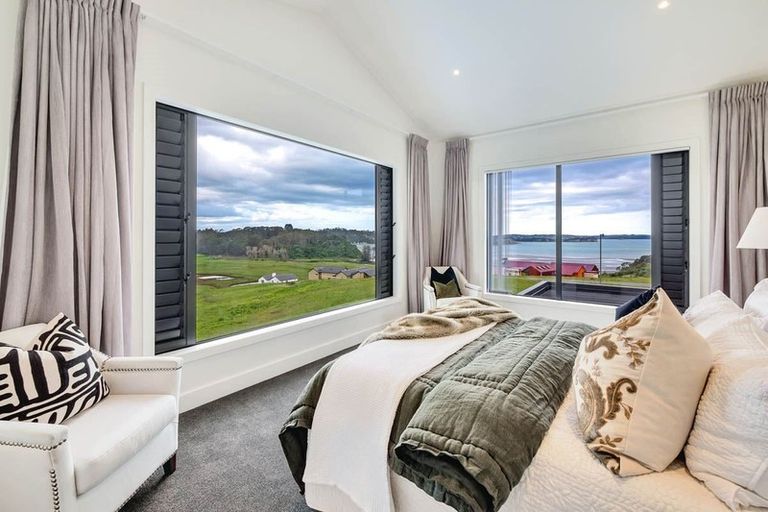 Photo of property in 110 Ahumoana Road, Okura Bush, Silverdale, 0794