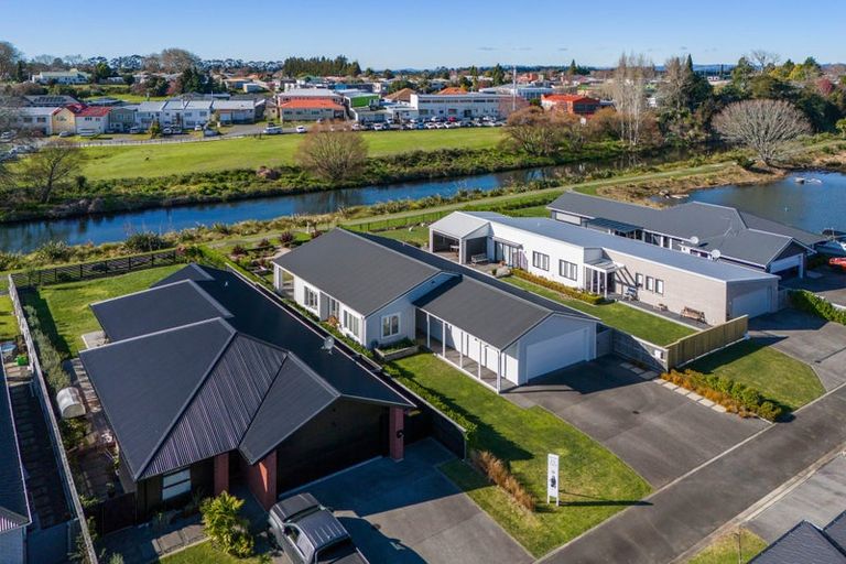 Photo of property in 5 Vesey Drive, Katikati, 3129