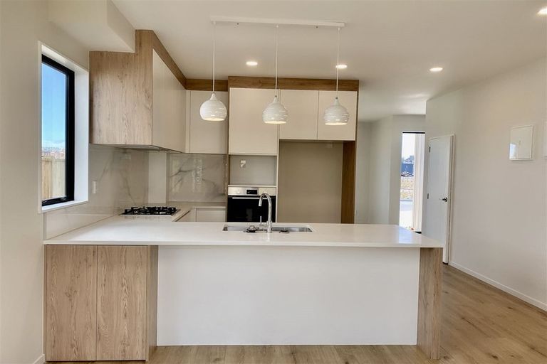 Photo of property in 5 Mata Road, Massey, Auckland, 0614