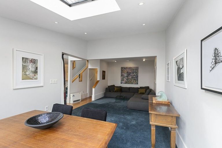 Photo of property in 1 Duke Street, Mount Victoria, Wellington, 6011