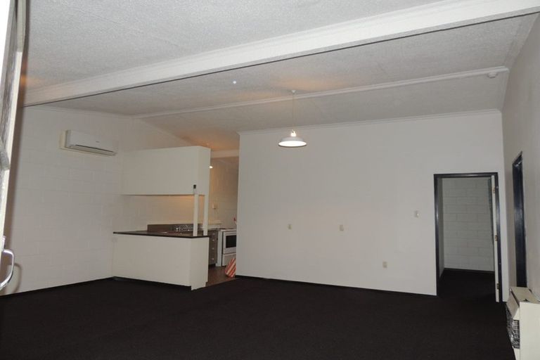 Photo of property in 38-40 Stanley Avenue, Palmerston North, 4414