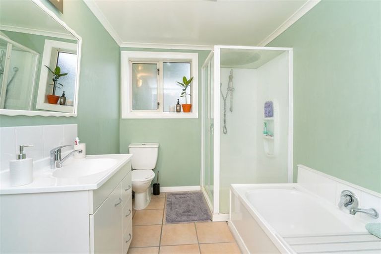 Photo of property in 16 Jones Street, Waikouaiti, 9510