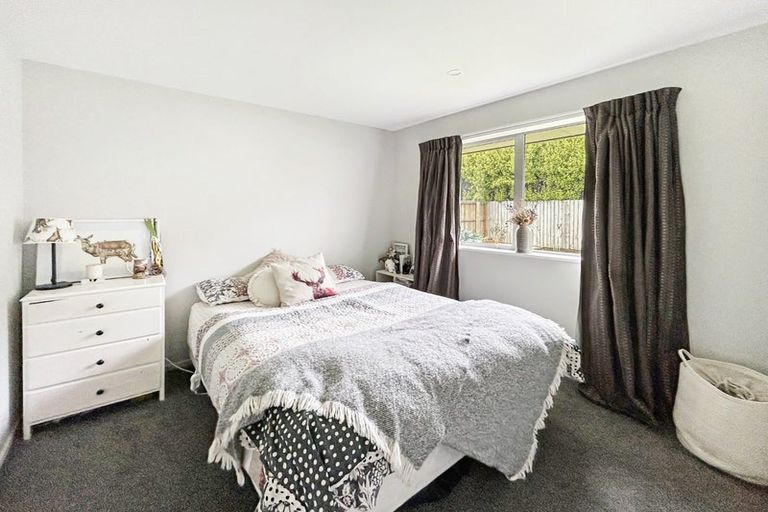 Photo of property in 9 Shier Place, Amberley, 7410