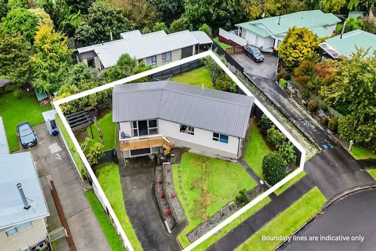 Photo of property in 14 Acacia Place, Bell Block, New Plymouth, 4312