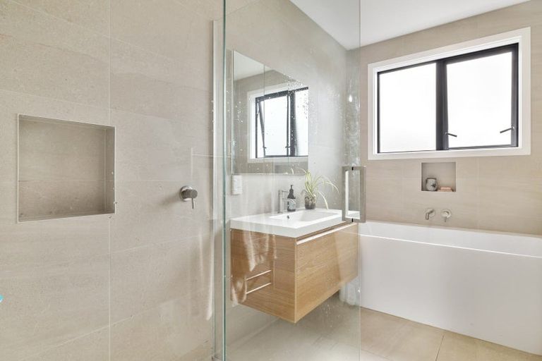 Photo of property in 64 Cliffs Road, Saint Clair, Dunedin, 9012