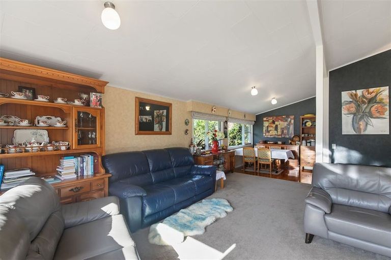 Photo of property in 21 Gills Road, Bucklands Beach, Auckland, 2014