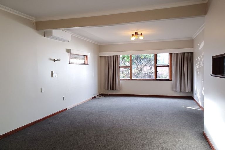 Photo of property in 94 Kauri Street, Miramar, Wellington, 6022