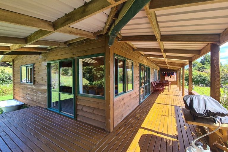 Photo of property in 1702 Colville Road, Amodeo Bay, Coromandel, 3584