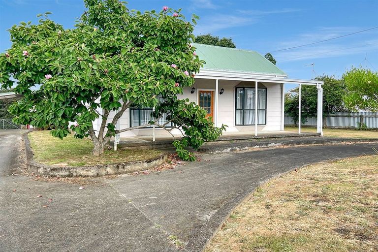 Photo of property in 8 Edinburgh Street, Dannevirke, 4930