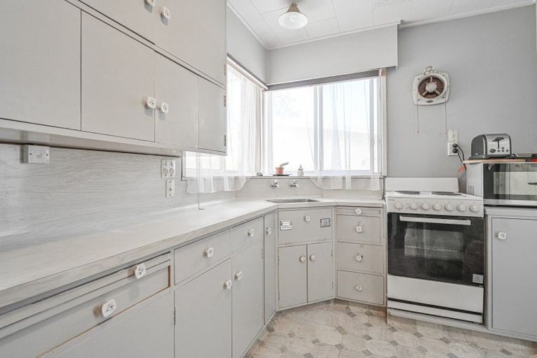 Photo of property in 711 Roberts Street, Hastings, 4122