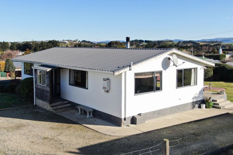 Photo of property in 14 High Street, Kakanui, Oamaru, 9495