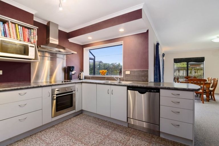 Photo of property in 93 Rimuvale Street, Pukehangi, Rotorua, 3015