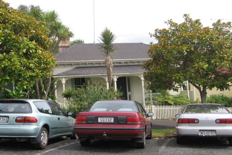 Photo of property in 34 Anglesea Street, Freemans Bay, Auckland, 1011