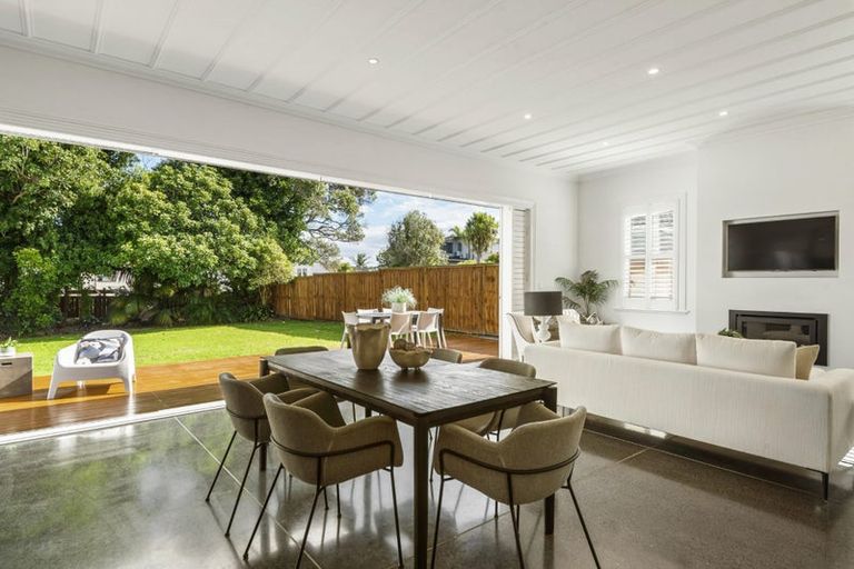 Photo of property in 154 Hinemoa Street, Birkenhead, Auckland, 0626