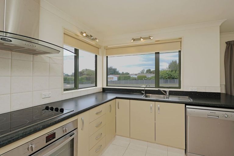 Photo of property in 21a Argyle Street, Weston, Oamaru, 9401