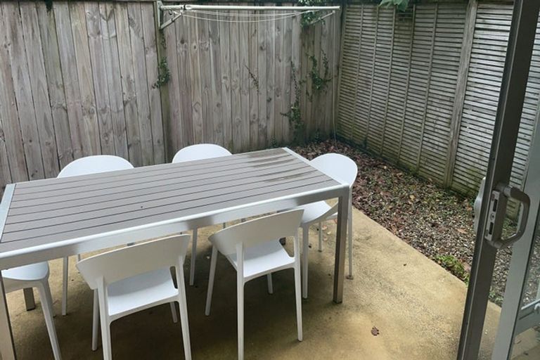 Photo of property in 35r Garnet Road, Westmere, Auckland, 1022