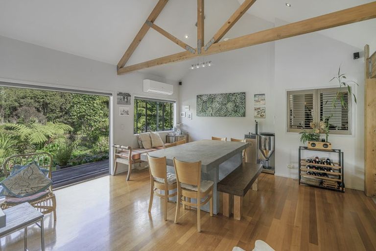 Photo of property in 56 Rewa Rewa Valley, Tairua, 3508