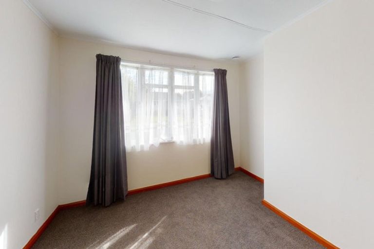 Photo of property in 32 Galway Avenue, Hokowhitu, Palmerston North, 4410