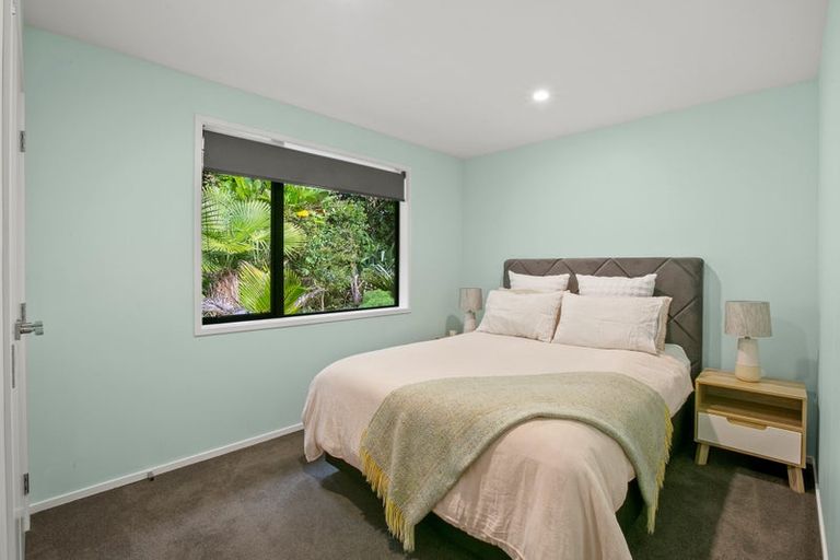 Photo of property in 7c Pipitea Place, Whalers Gate, New Plymouth, 4310