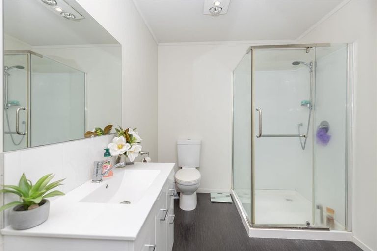 Photo of property in 14 Charlemont Street, Whitiora, Hamilton, 3200