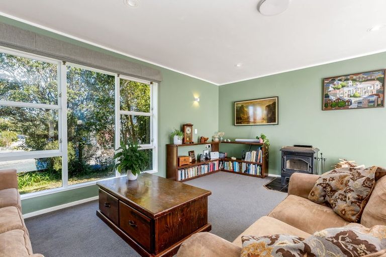 Photo of property in 28 Sea Vista Drive, Pukerua Bay, Porirua, 5026