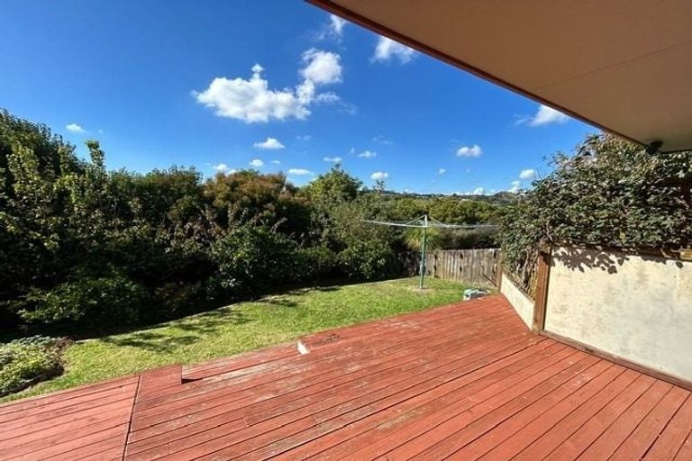 Photo of property in 18 Maddison Place, Welcome Bay, Tauranga, 3112